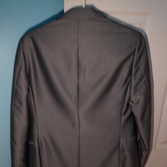 Silver Blazer w Matching pants - Picture 2 of 2